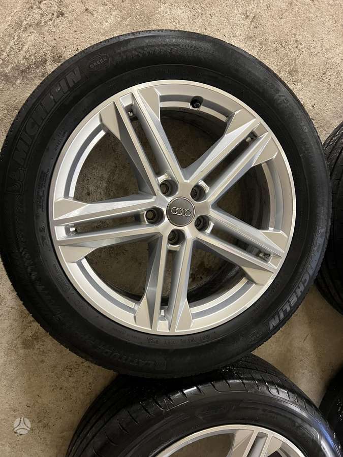Audi Q5, lengvojo lydinio, R19