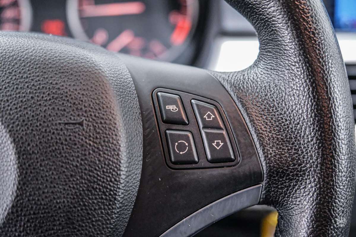 BMW 320, 2.0 l., Универсал