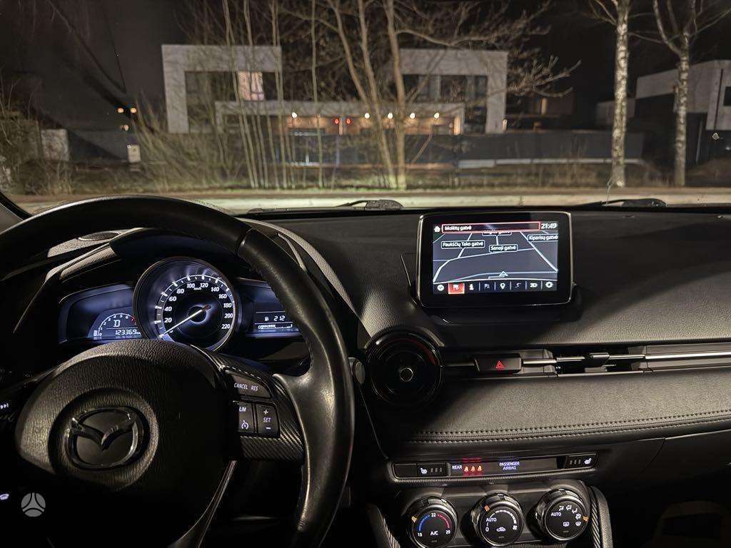 Mazda CX-3, 2.0 l., off-road / crossover