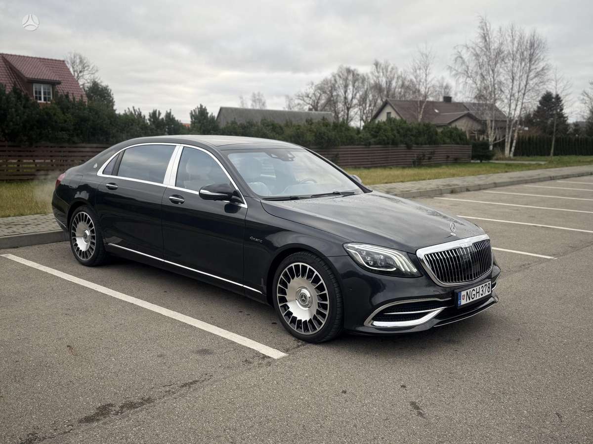 Maybach S560, 4.0 l., limousine