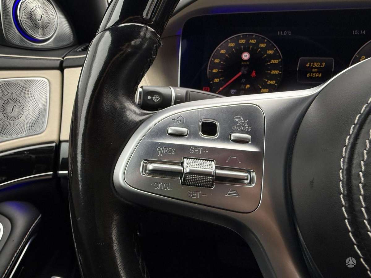 Maybach S560, 4.0 l., Лимузин