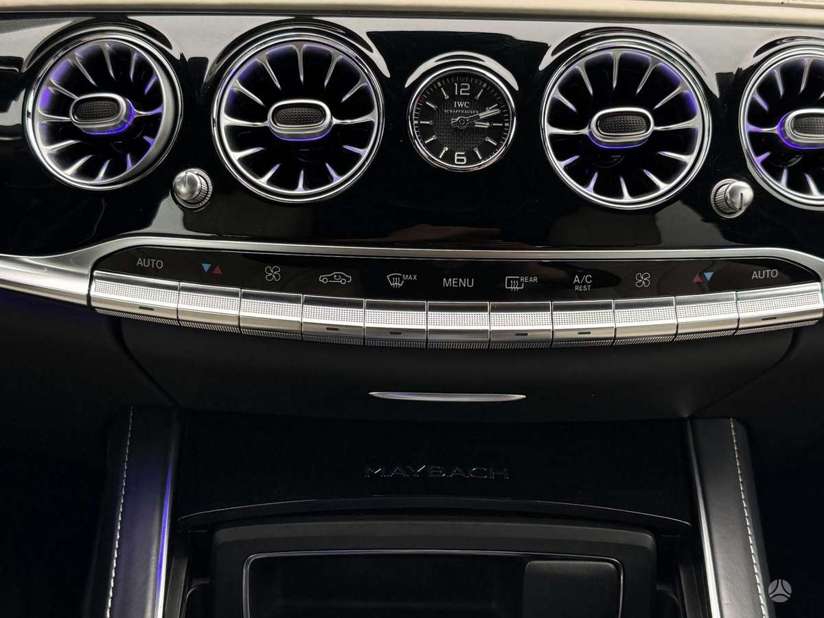 Maybach S560, 4.0 l., Лимузин