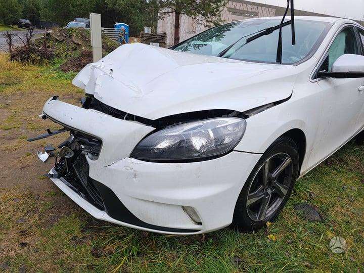 Volvo V40 электрические детали