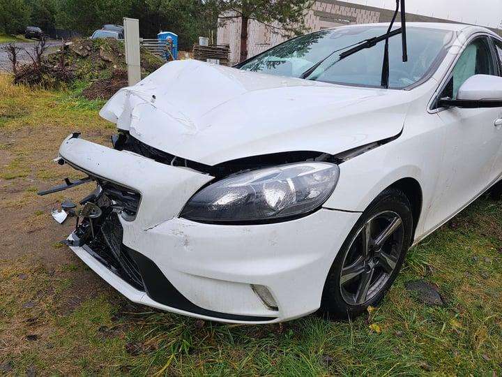 Volvo V40 elektros sistemos dalys