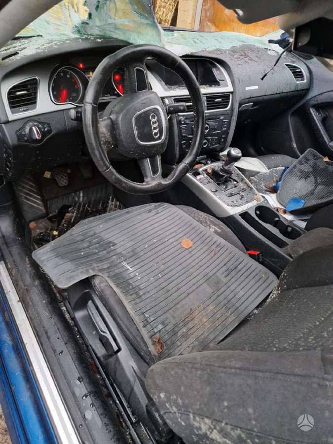 Audi A5 Dalis siunčiame variklis dirbo gerai