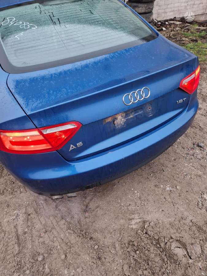 Audi A5 Dalis siunčiame variklis dirbo gerai
