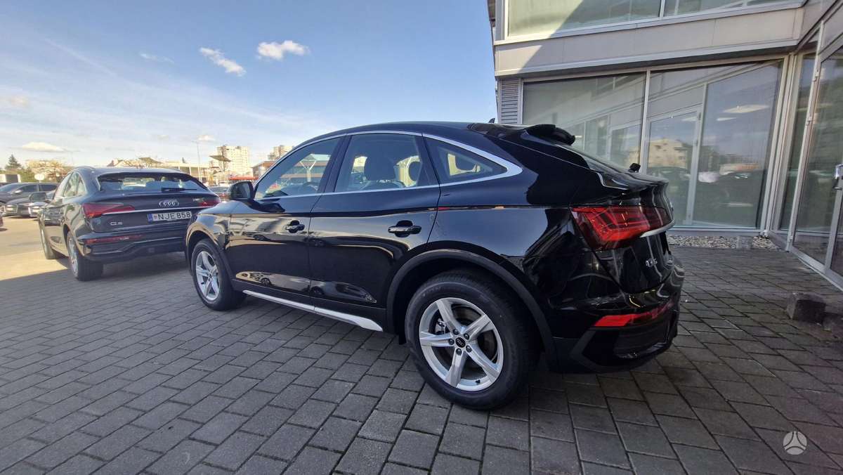 Audi Q5 Sportback, visureigis / krosoveris