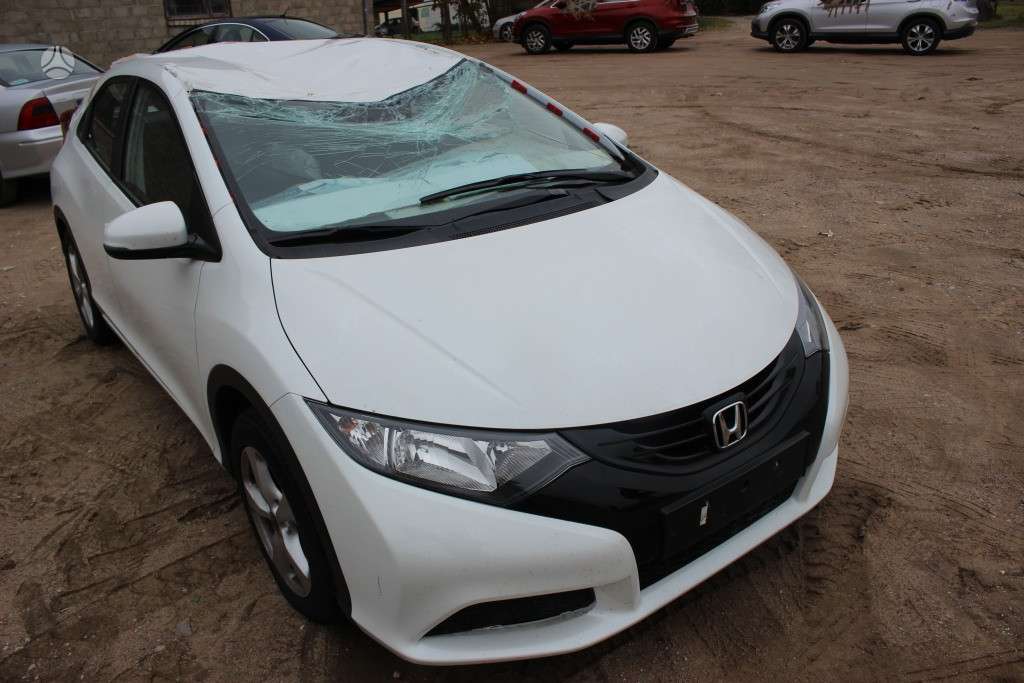 Honda Civic dalimis