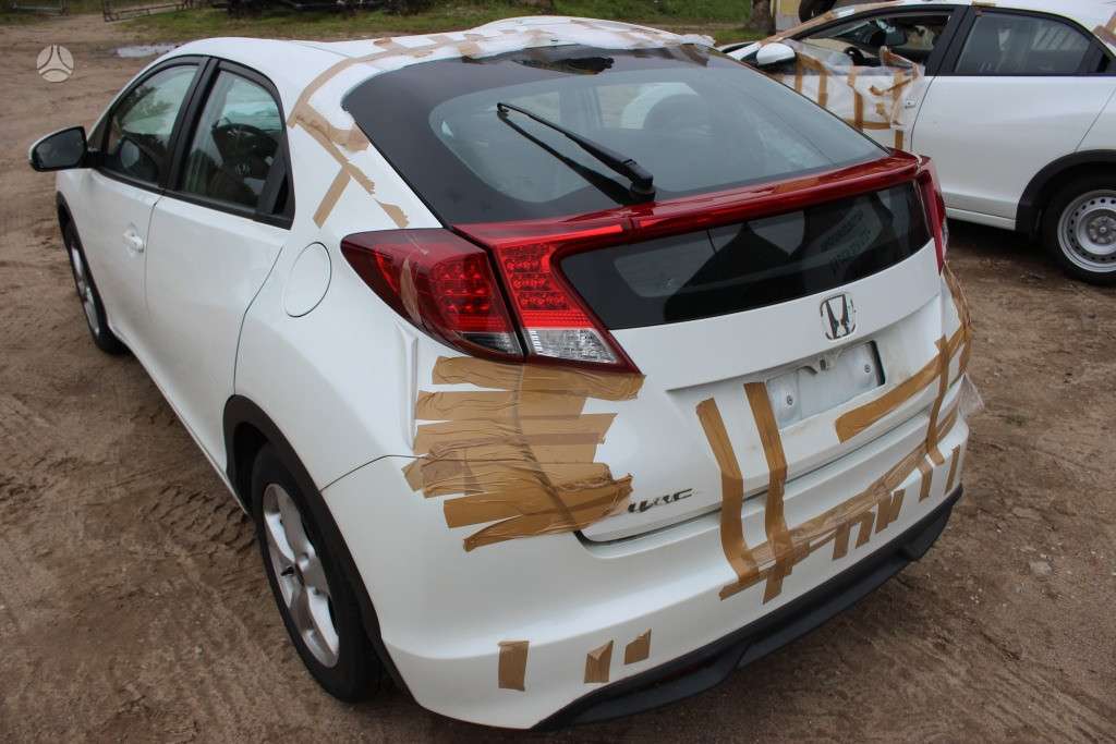 Honda Civic dalimis