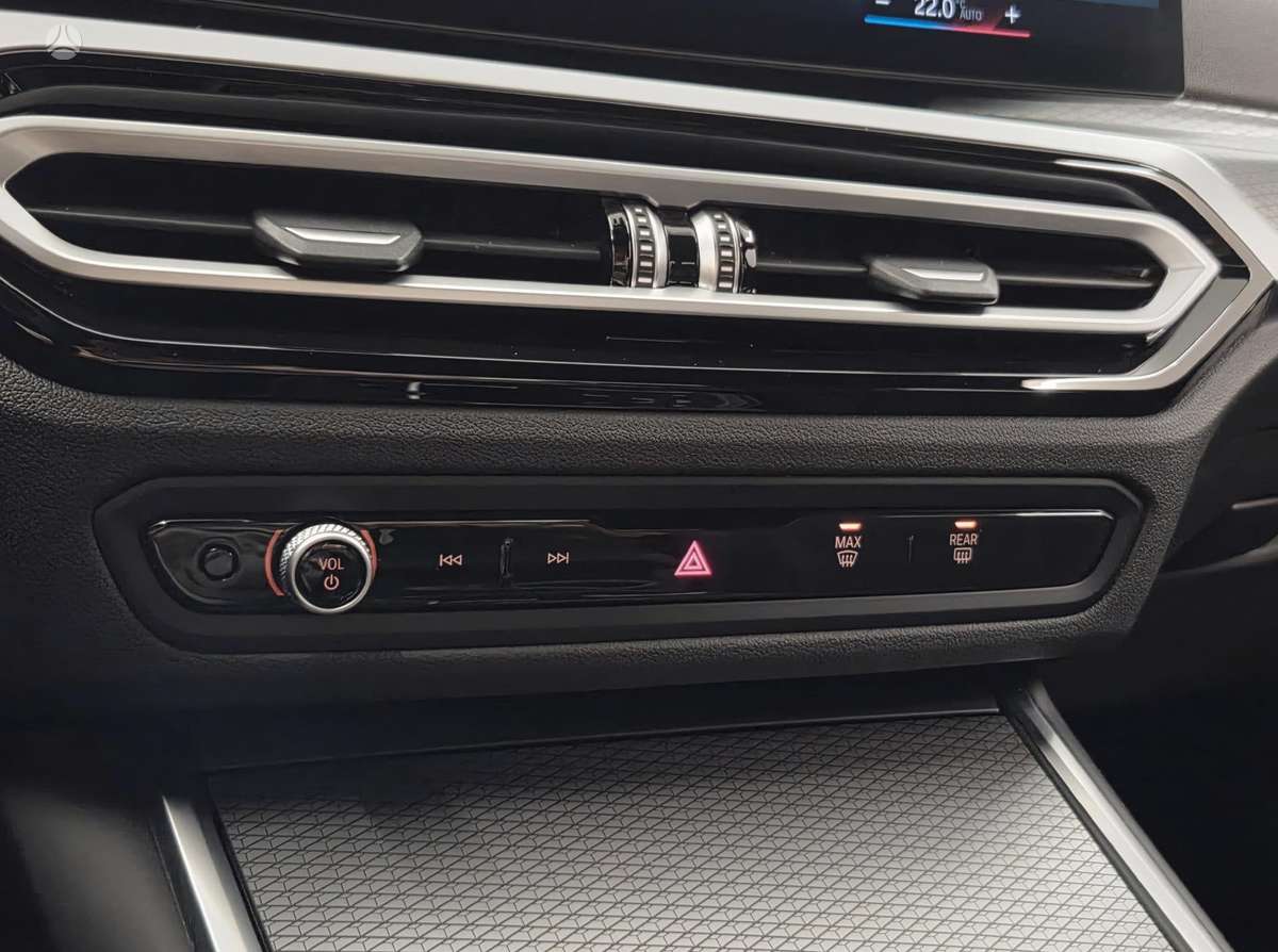BMW 320, 2.0 l., Седан