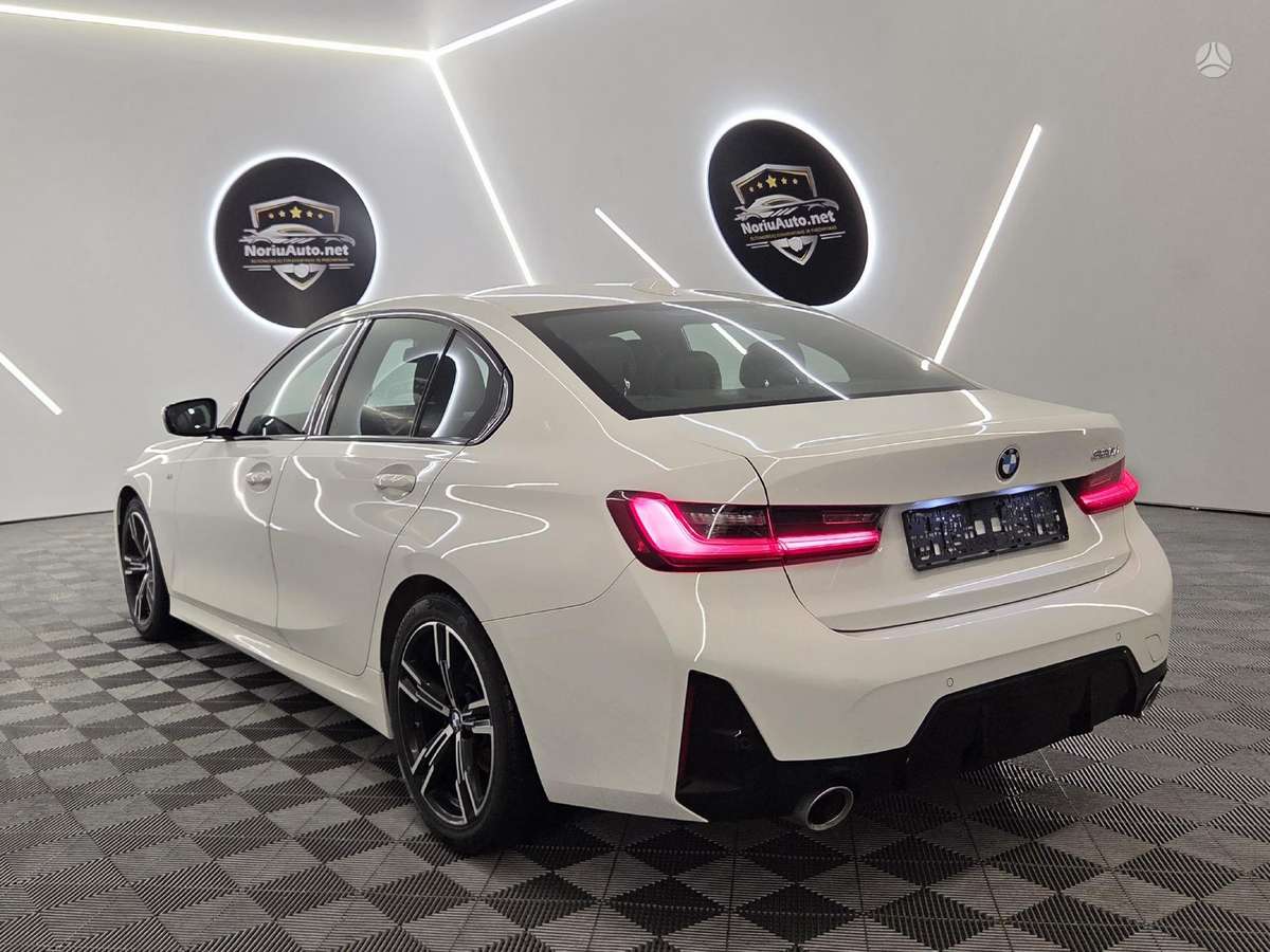 BMW 320, 2.0 l., Седан