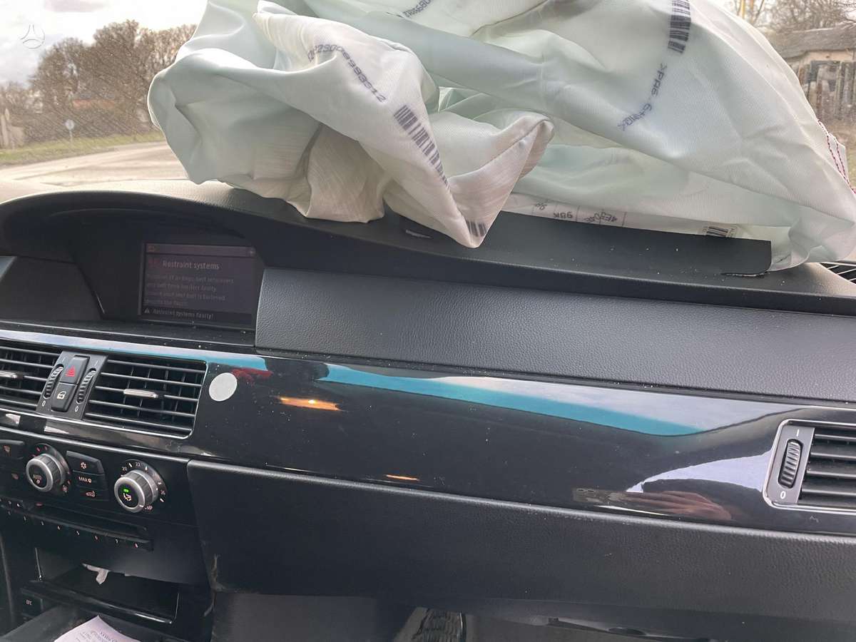 BMW 520 Dalimis variklis n47d20a