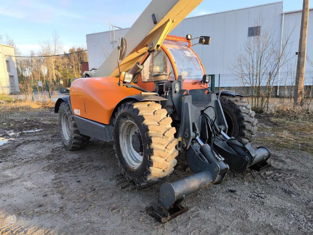 JLG 4013, telescopic handler