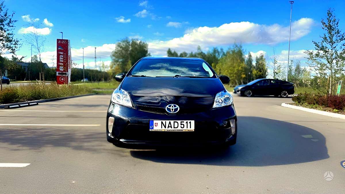 Toyota Prius, 1.8 l., hečbekas