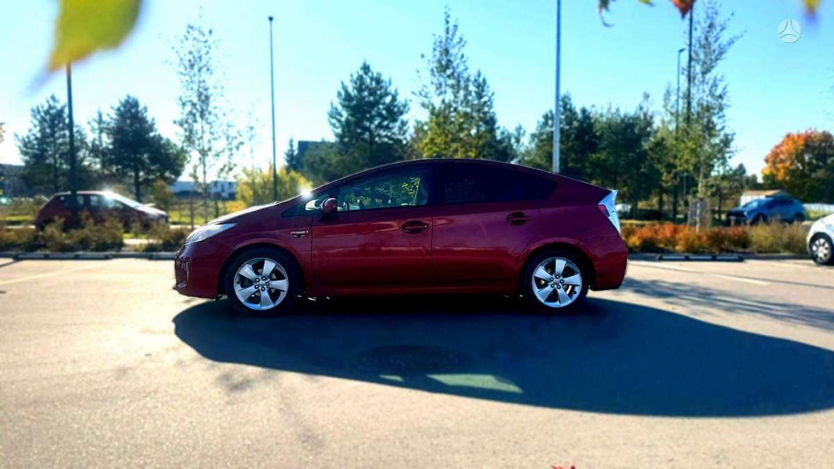 Toyota Prius, 1.8 l., hečbekas