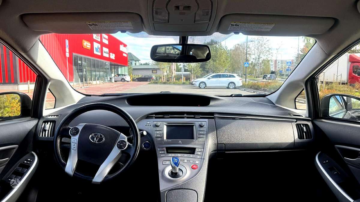 Toyota Prius, 1.8 l., hečbekas