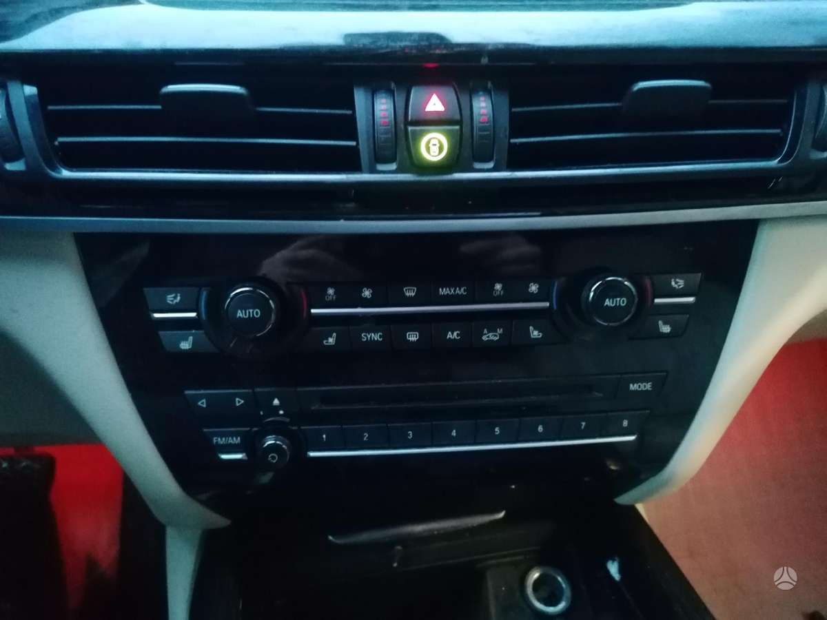 BMW X5 kėbulo dalys