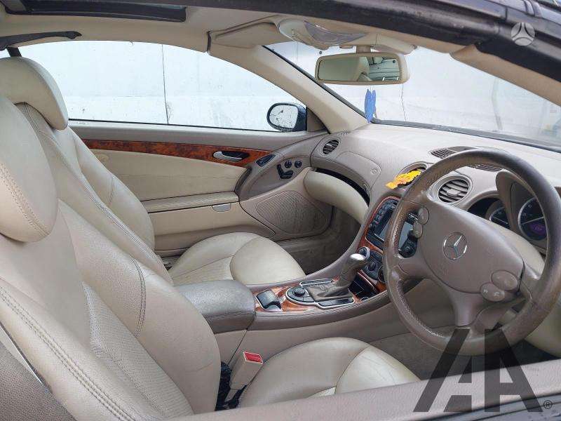 Mercedes-Benz SL350