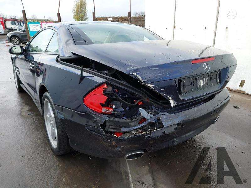 Mercedes-Benz SL350