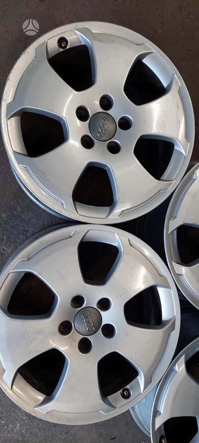 Audi, vieglmetāla, R17