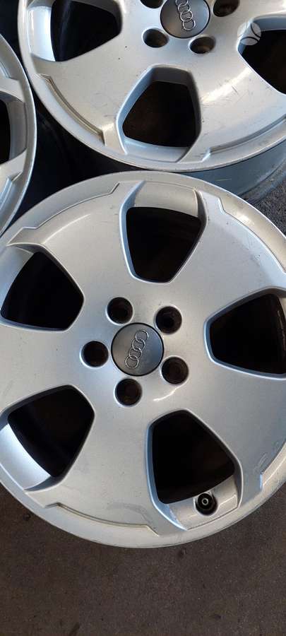 Audi, vieglmetāla, R17
