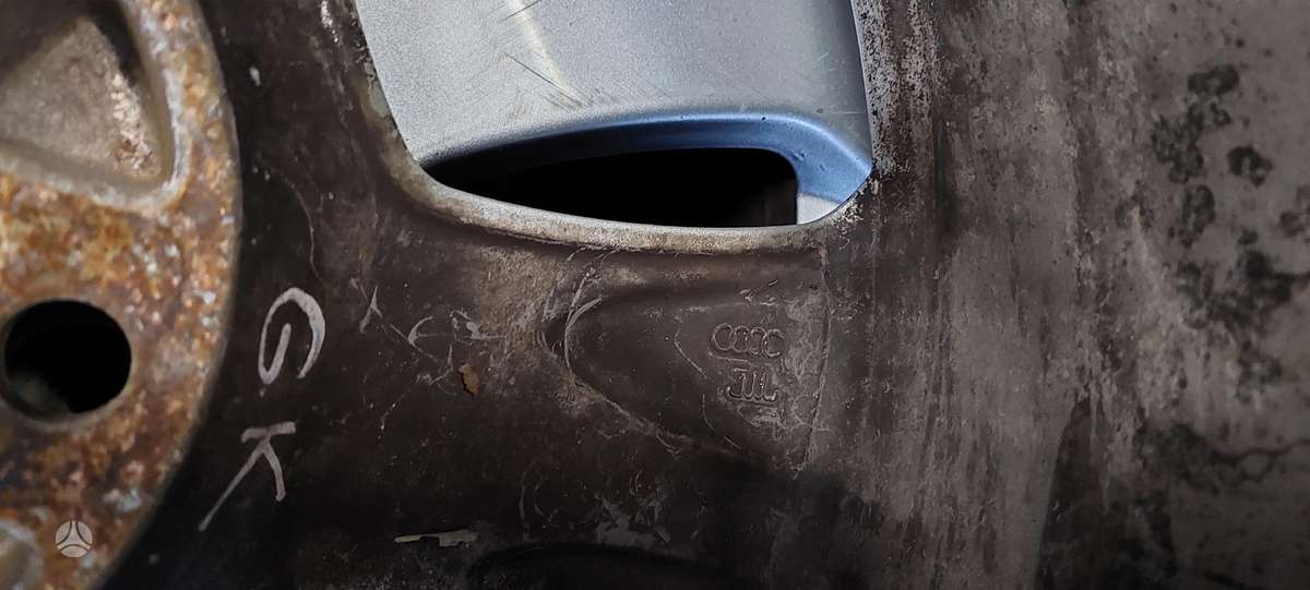 Audi, vieglmetāla, R17