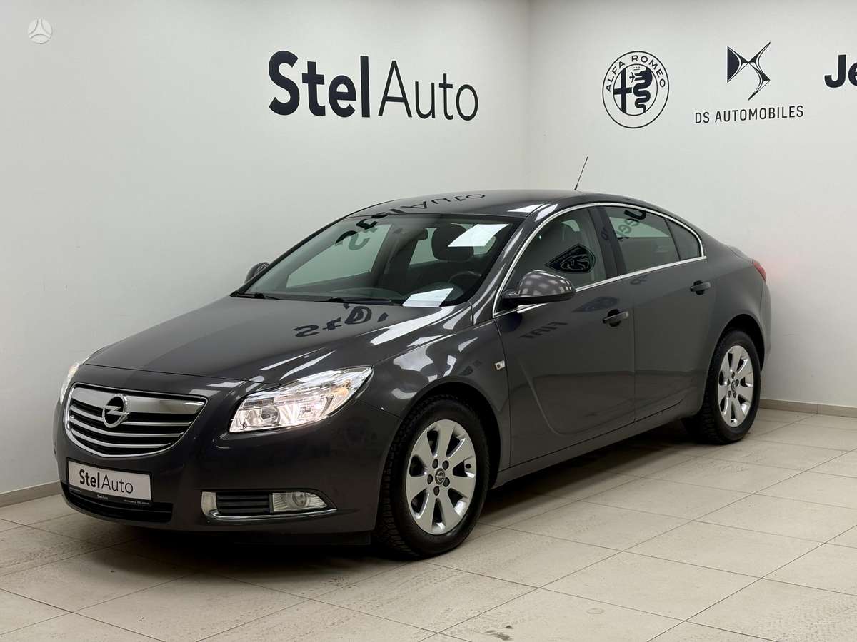 Opel Insignia, 2.0 l., Седан