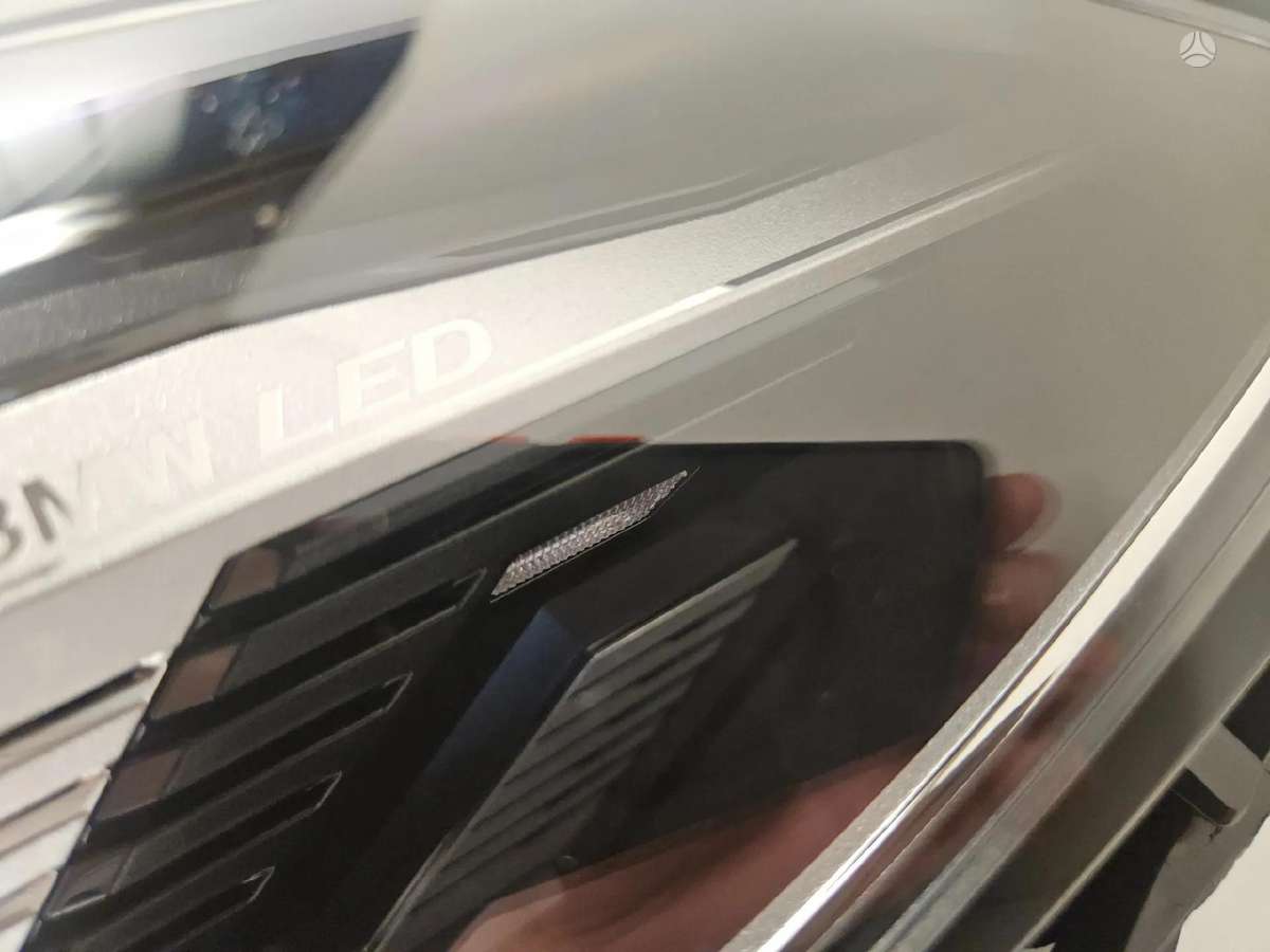 BMW 4 serija, 5A3B2F7  5A3B2F8, žibintai