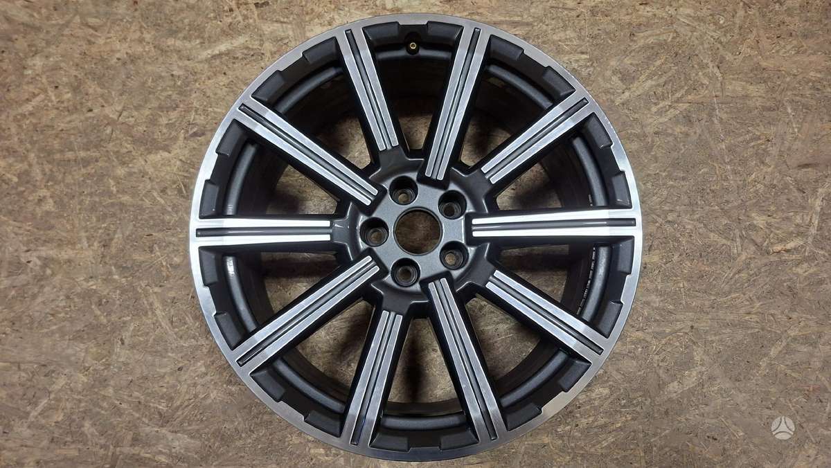 Audi Q7, 4M0601025, Cen29687