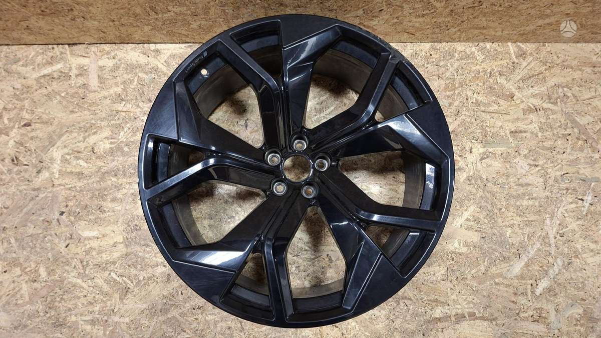 Audi Q8, 4M8601025, Cen29689