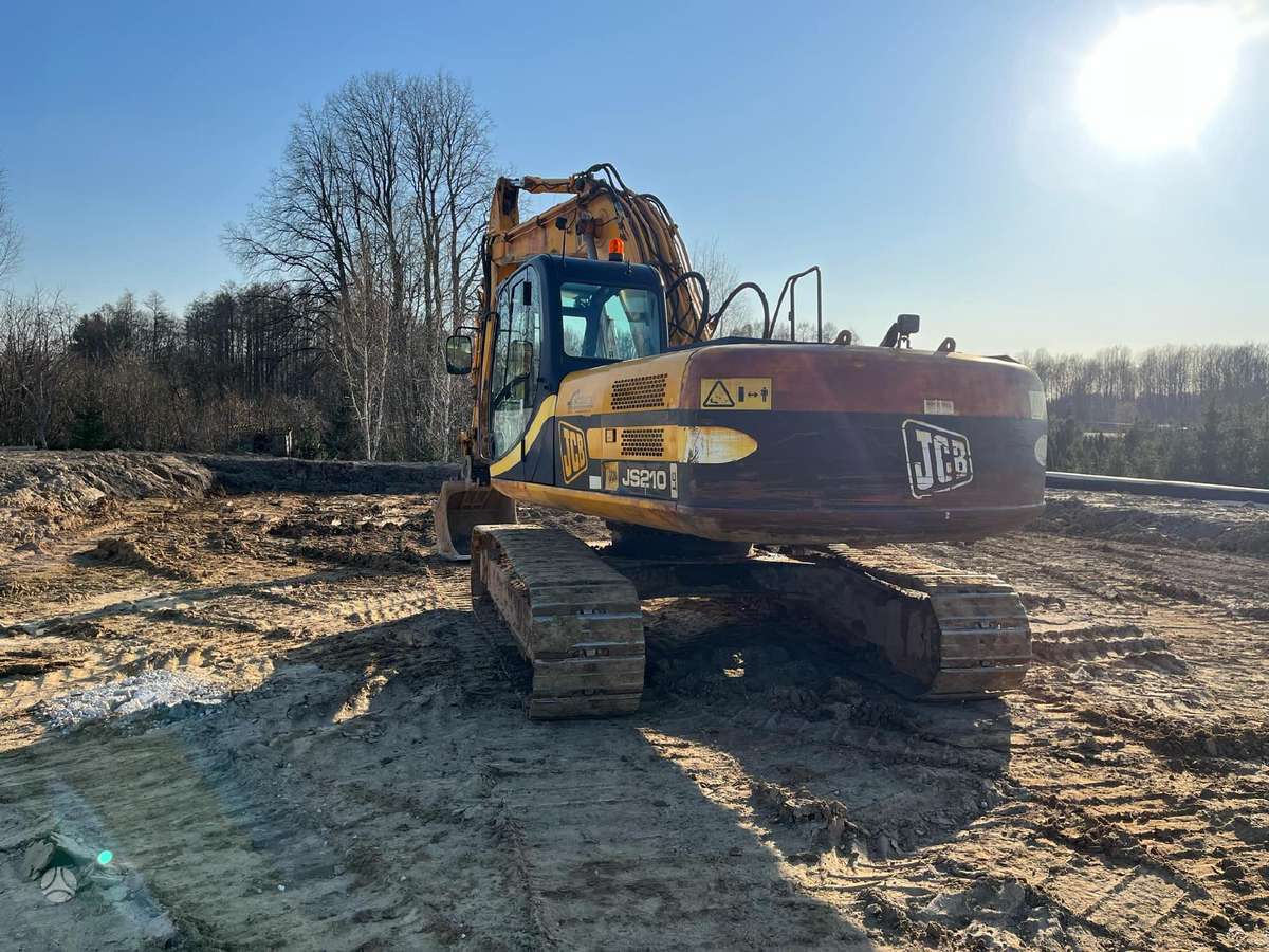 JCB JS210LC, экскаваторы