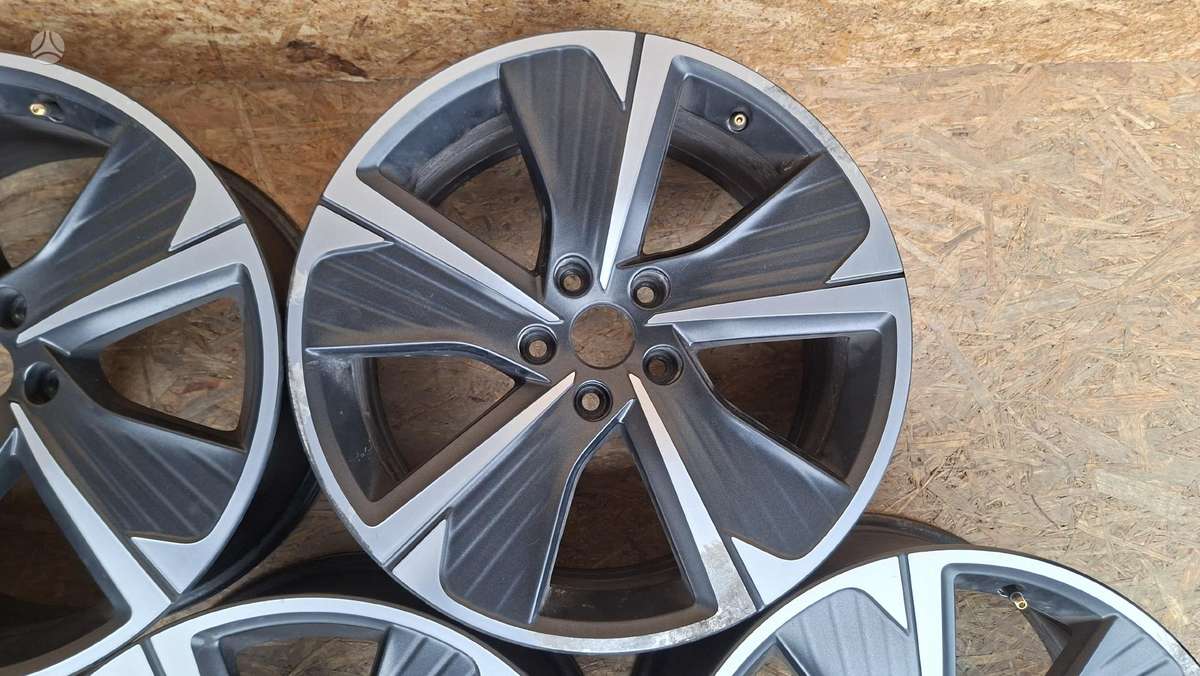 Cupra Formentor, 5FF601025N, Cen29704