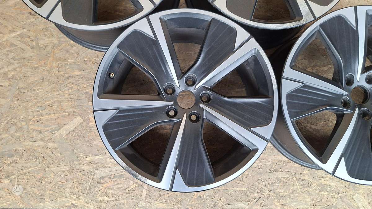 Cupra Formentor, 5FF601025N, Cen29704