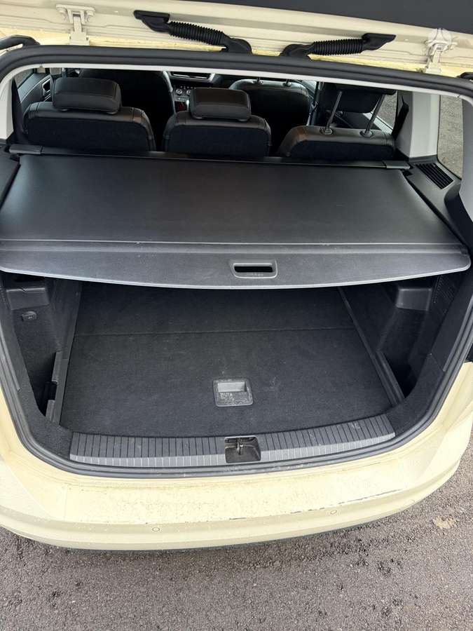 Volkswagen Touran, 2.0 l., Минивэн