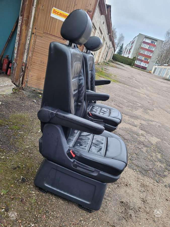 Volkswagen Multivan seats