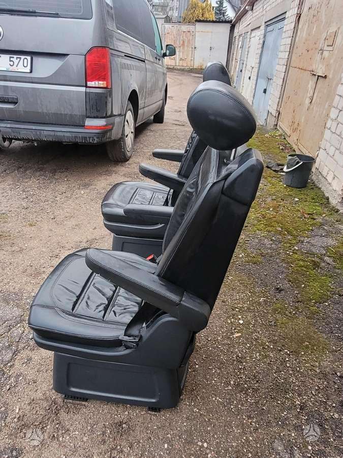 Volkswagen Multivan сиденья