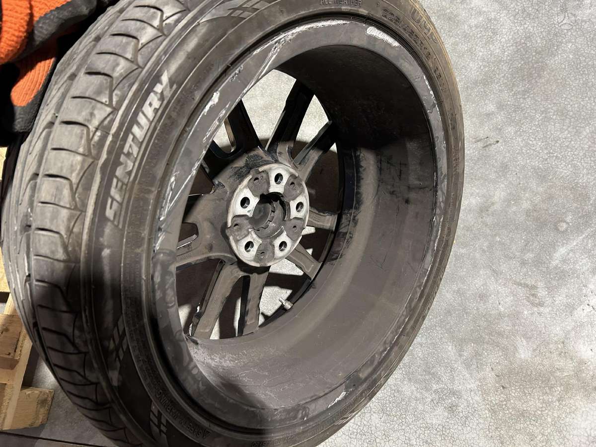 BMW 780M, light alloy, R18