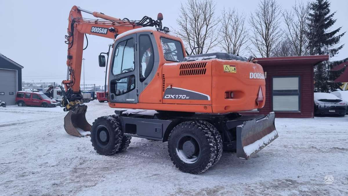 Doosan DX 170W + ROTO, экскаваторы