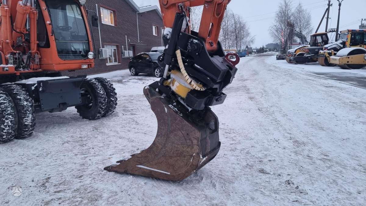 Doosan DX 170W + ROTO, ekskavatoriai