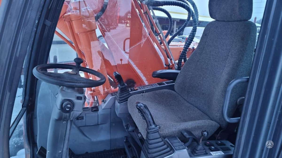 Doosan DX 170W + ROTO, экскаваторы