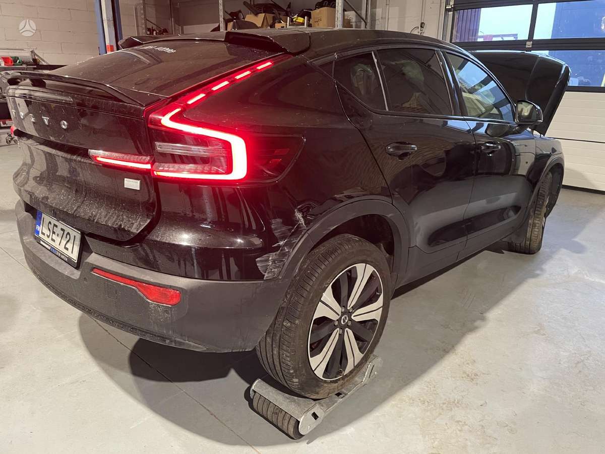 Volvo C40 Europa dalimis