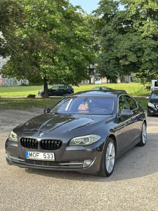 BMW 535, 3.0 l., Седан