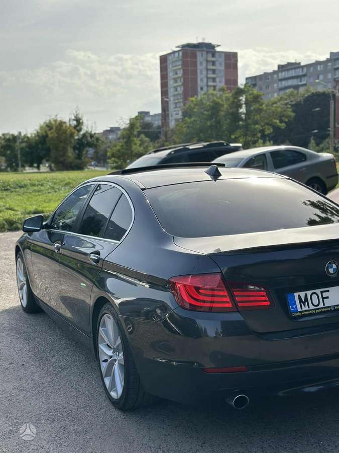 BMW 535, 3.0 l., Седан