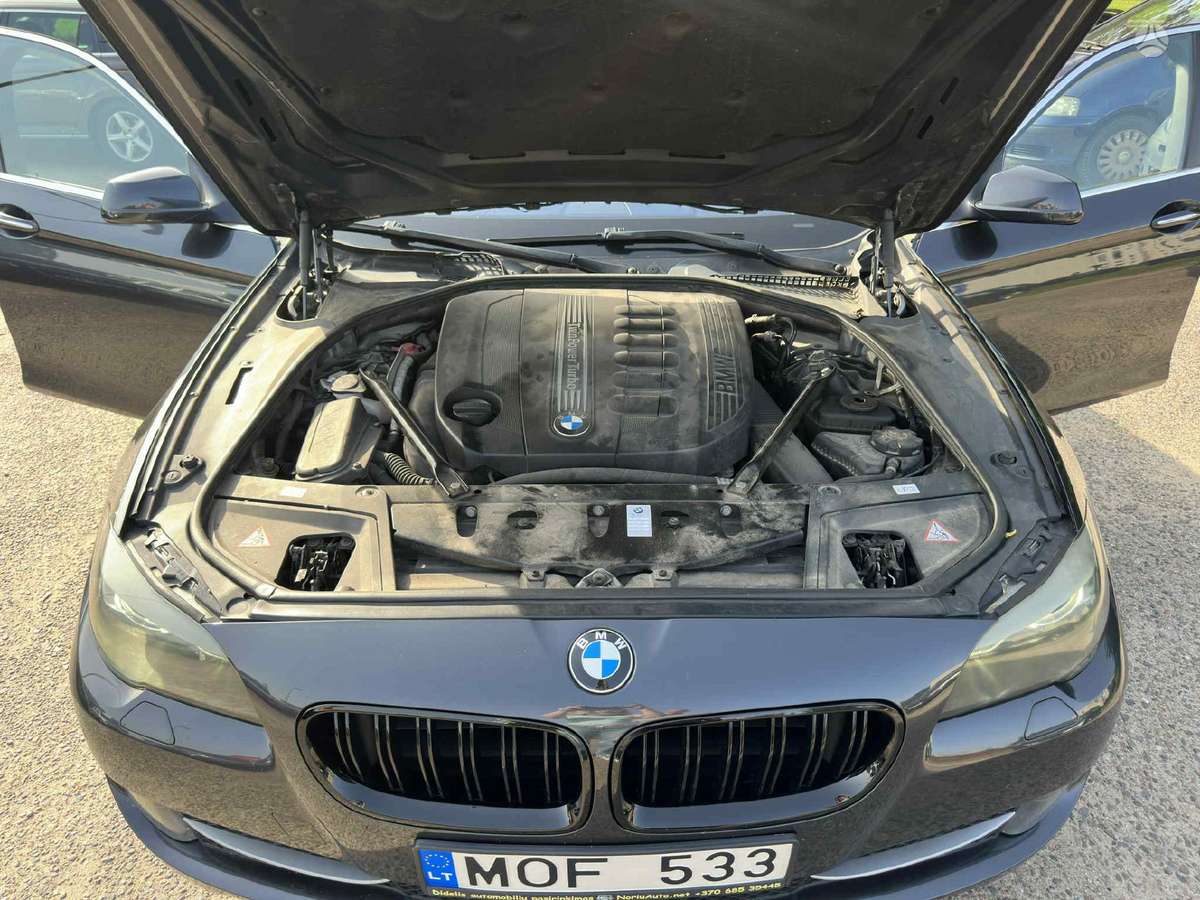 BMW 535, 3.0 l., Седан