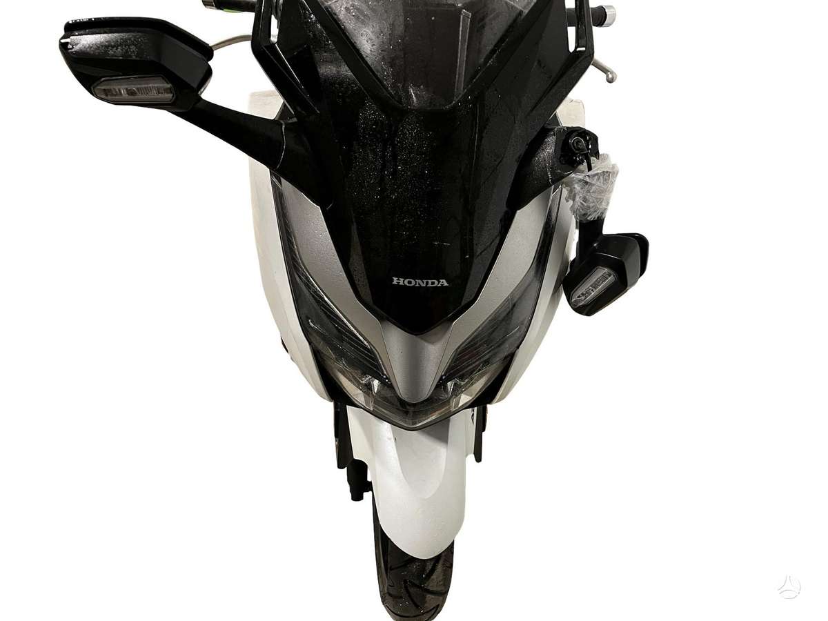 Honda Forza, scooters / mopeds