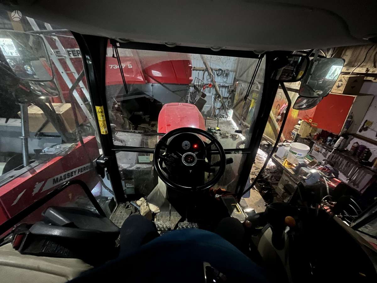 Massey Ferguson M 5713, tractors
