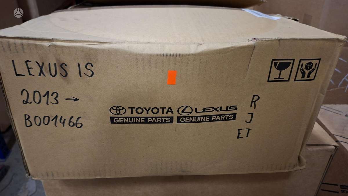 Lexus IS klasė, 4261153520, Cen30421
