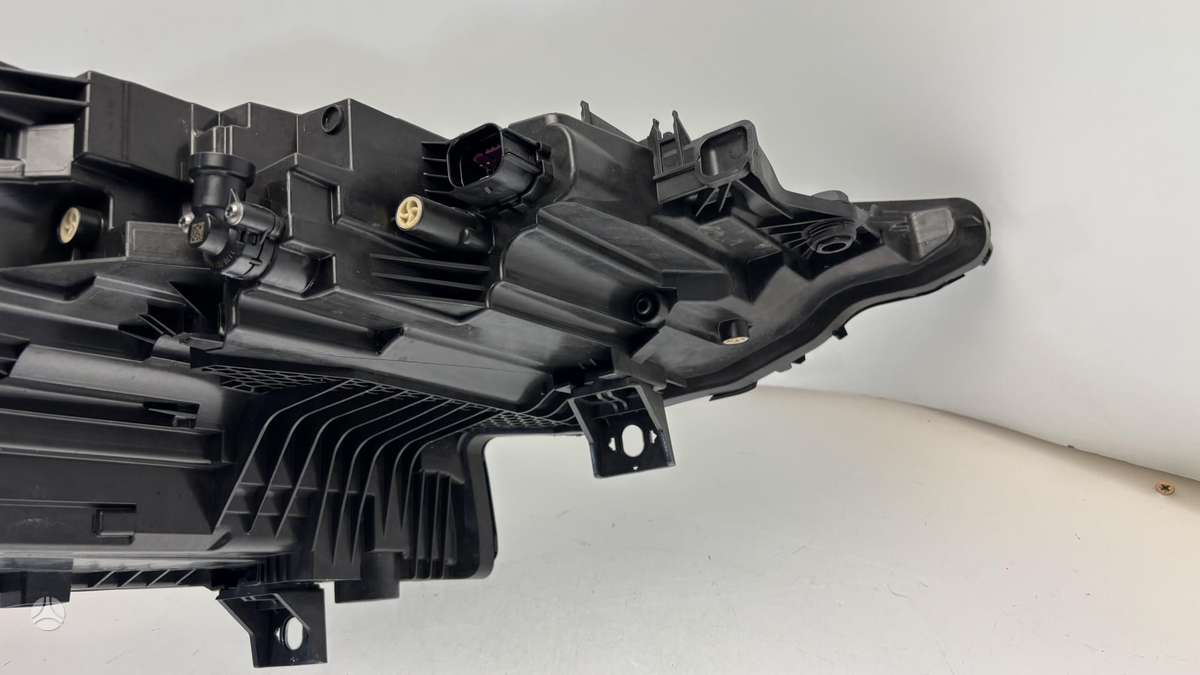 Audi Q8, 4M8941039, Cen30505