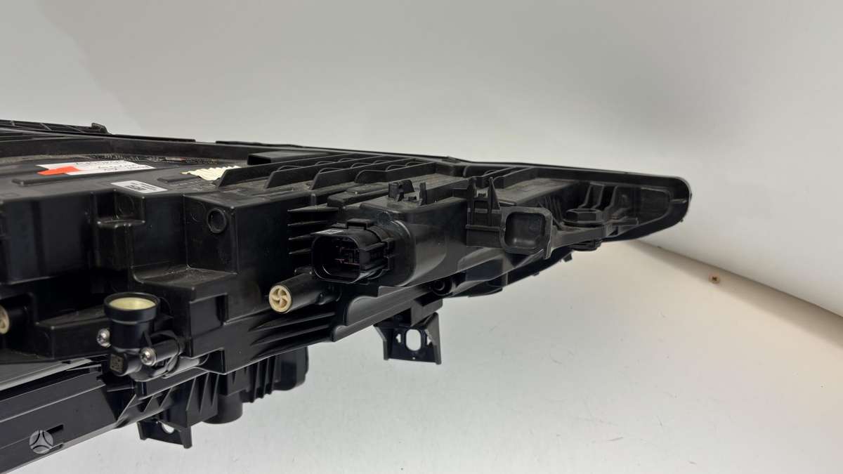 Audi Q8, 4M8941039, Cen30505