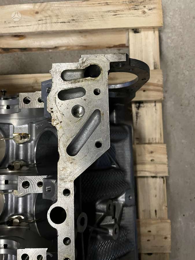 BMW M5, S63b44b, engine parts